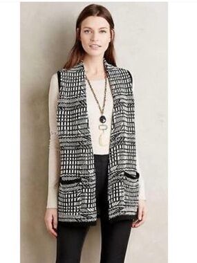 Anthropologie Angel of the North Black & White Open-Front Knit Vest with Pockets